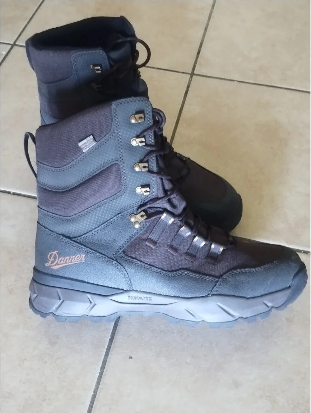 Danner Vital 8” Waterproof Hunting Boots for Men - Abrasion-Resistant Leather